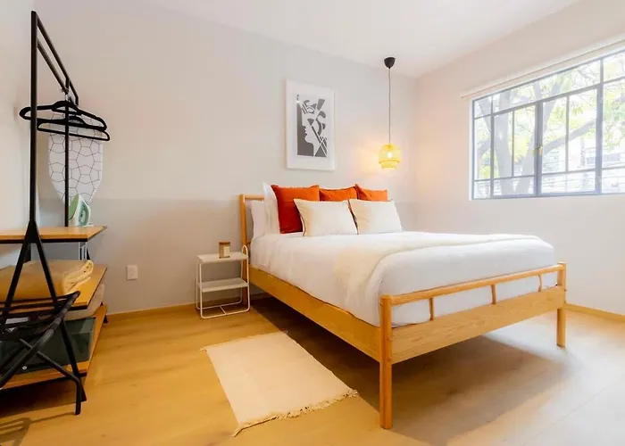Capitalia Two Bedroom Near El Angel With Rooftop Gym And Fast Wifi Mexico City